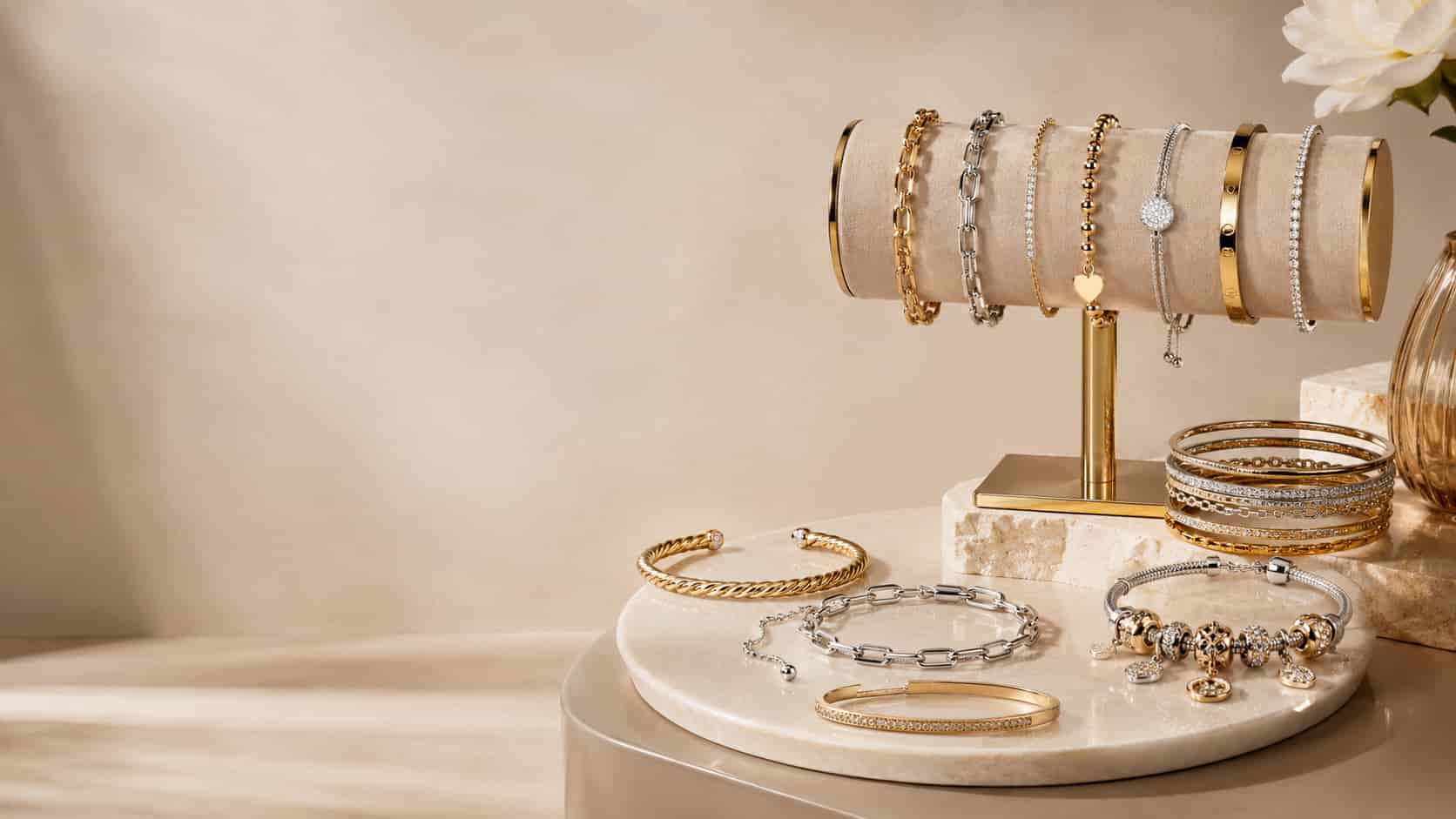 Bracelets 08