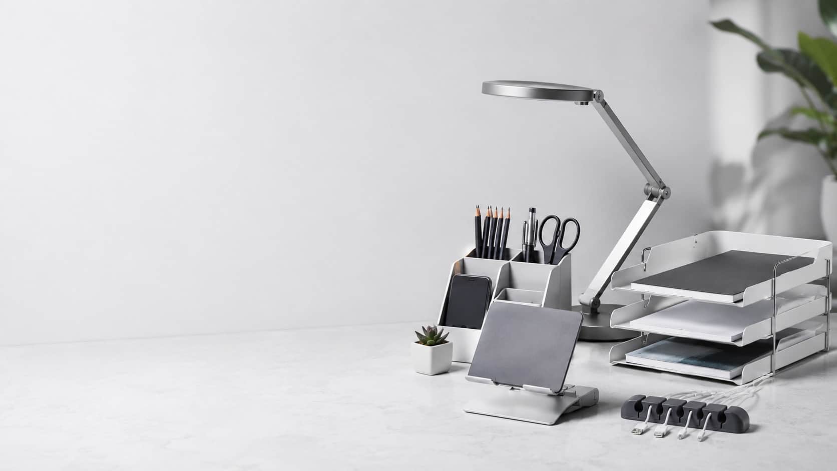 Desk Accessories 05