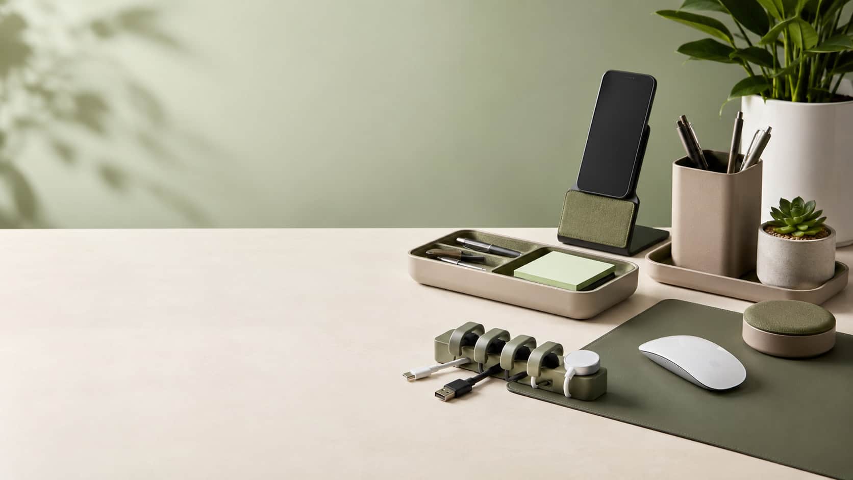 Desk Accessories 06